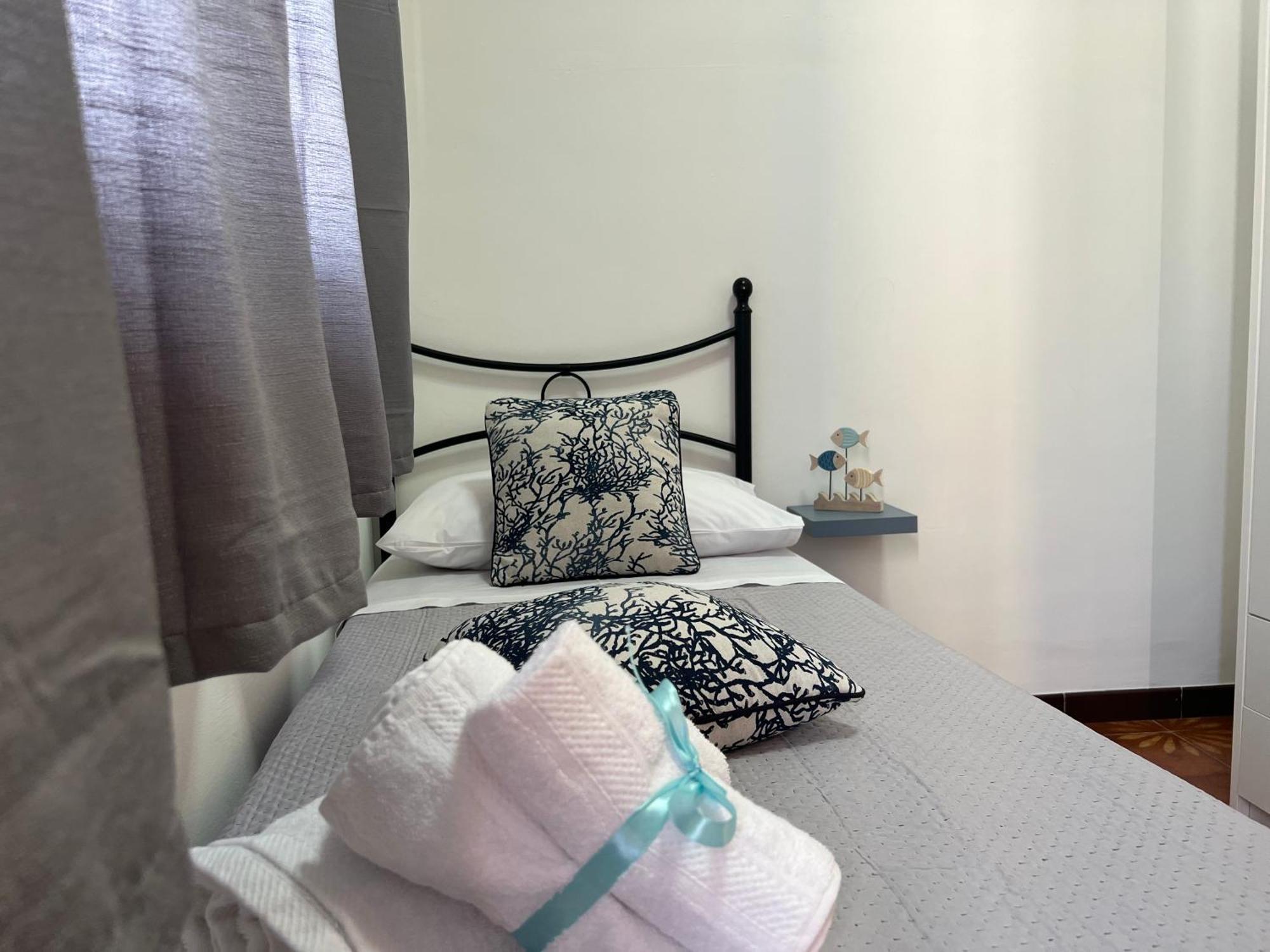 Celeste Rooms Сан-Вито-Ло-Капо Экстерьер фото