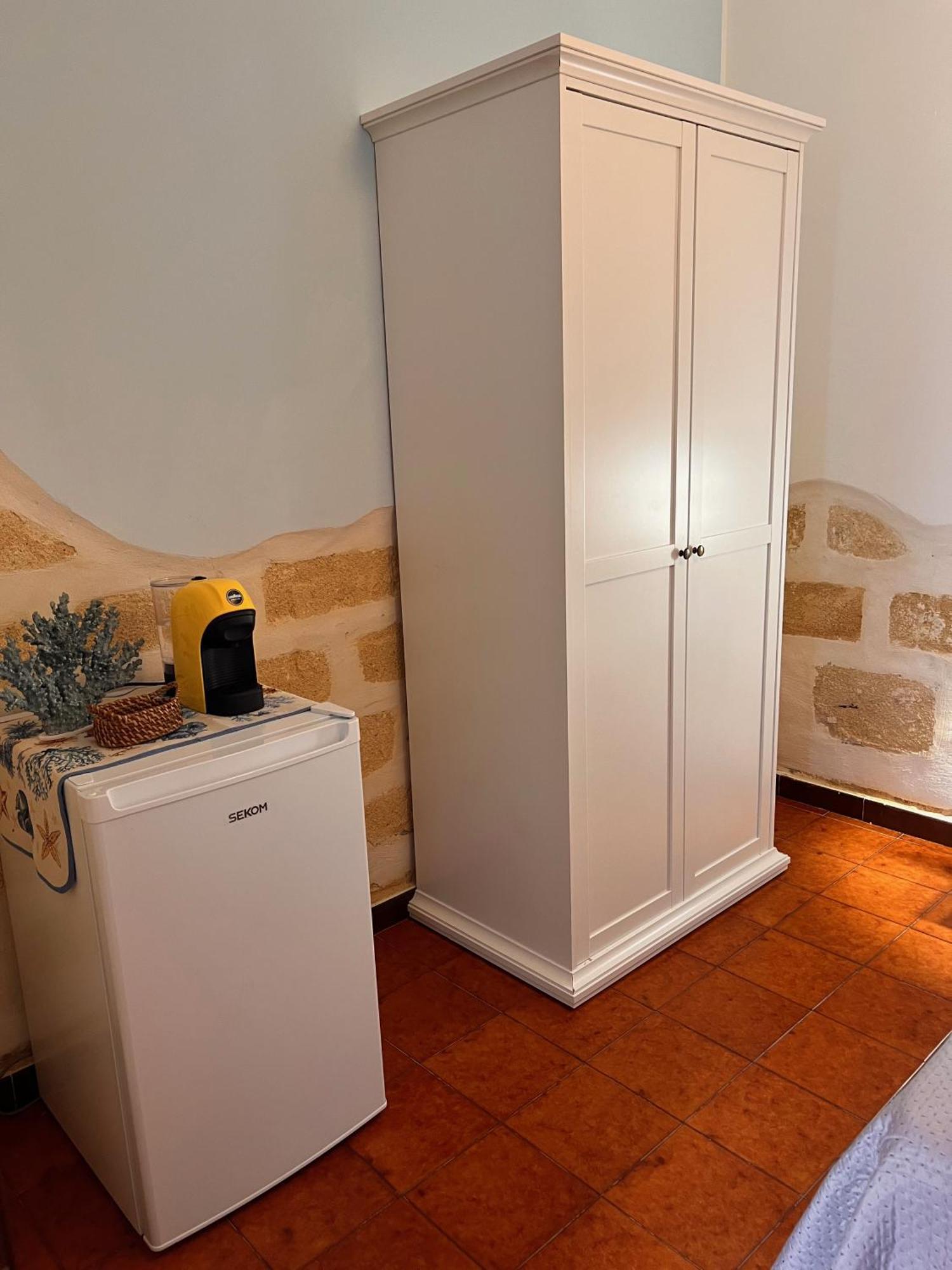 Celeste Rooms Сан-Вито-Ло-Капо Экстерьер фото