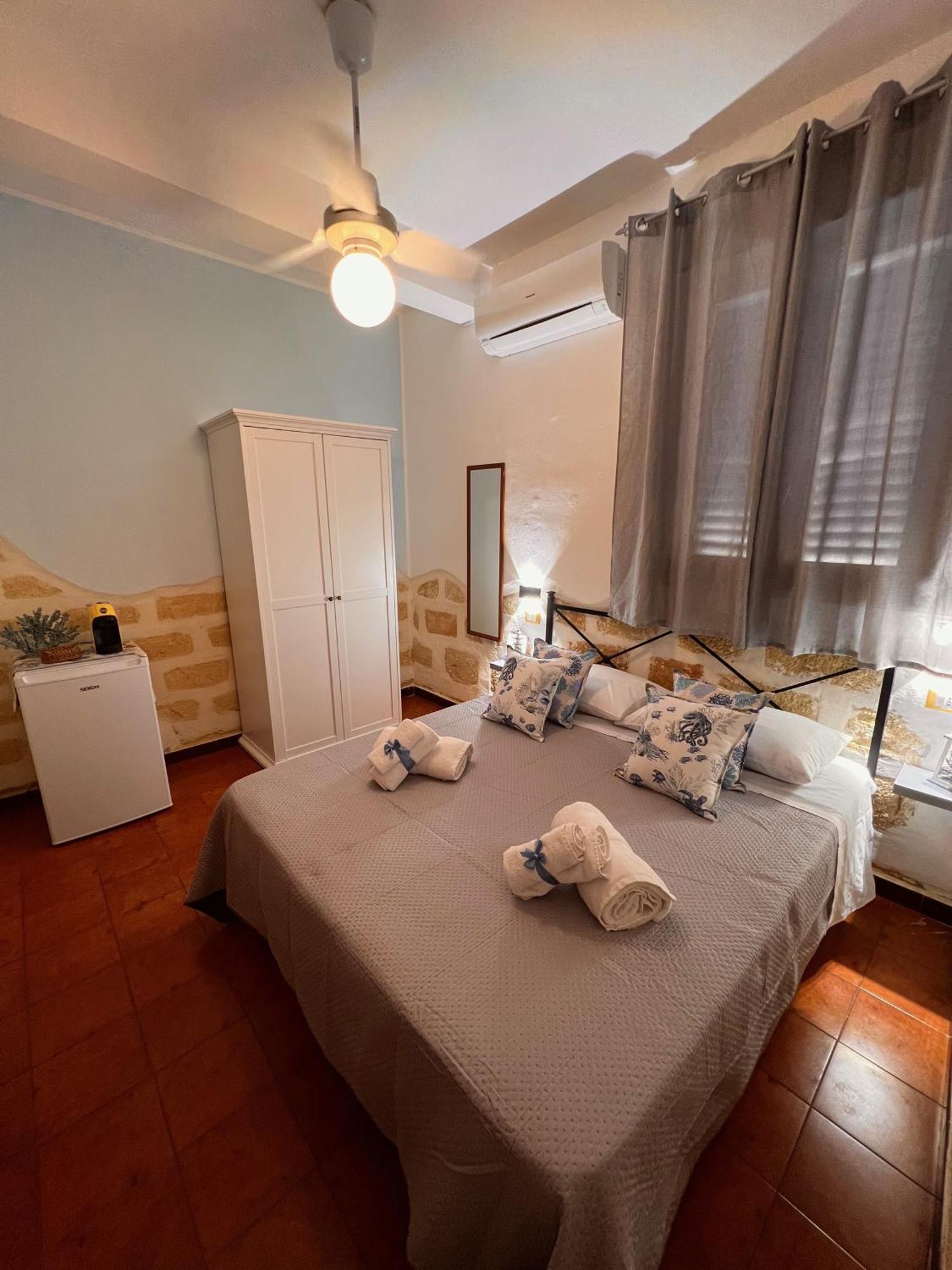 Celeste Rooms Сан-Вито-Ло-Капо Экстерьер фото