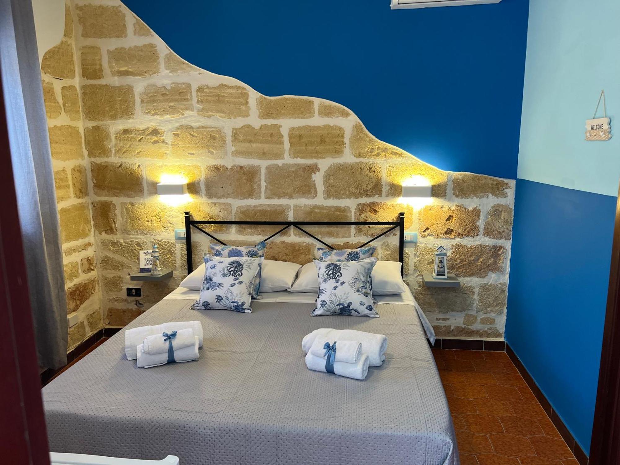 Celeste Rooms Сан-Вито-Ло-Капо Экстерьер фото