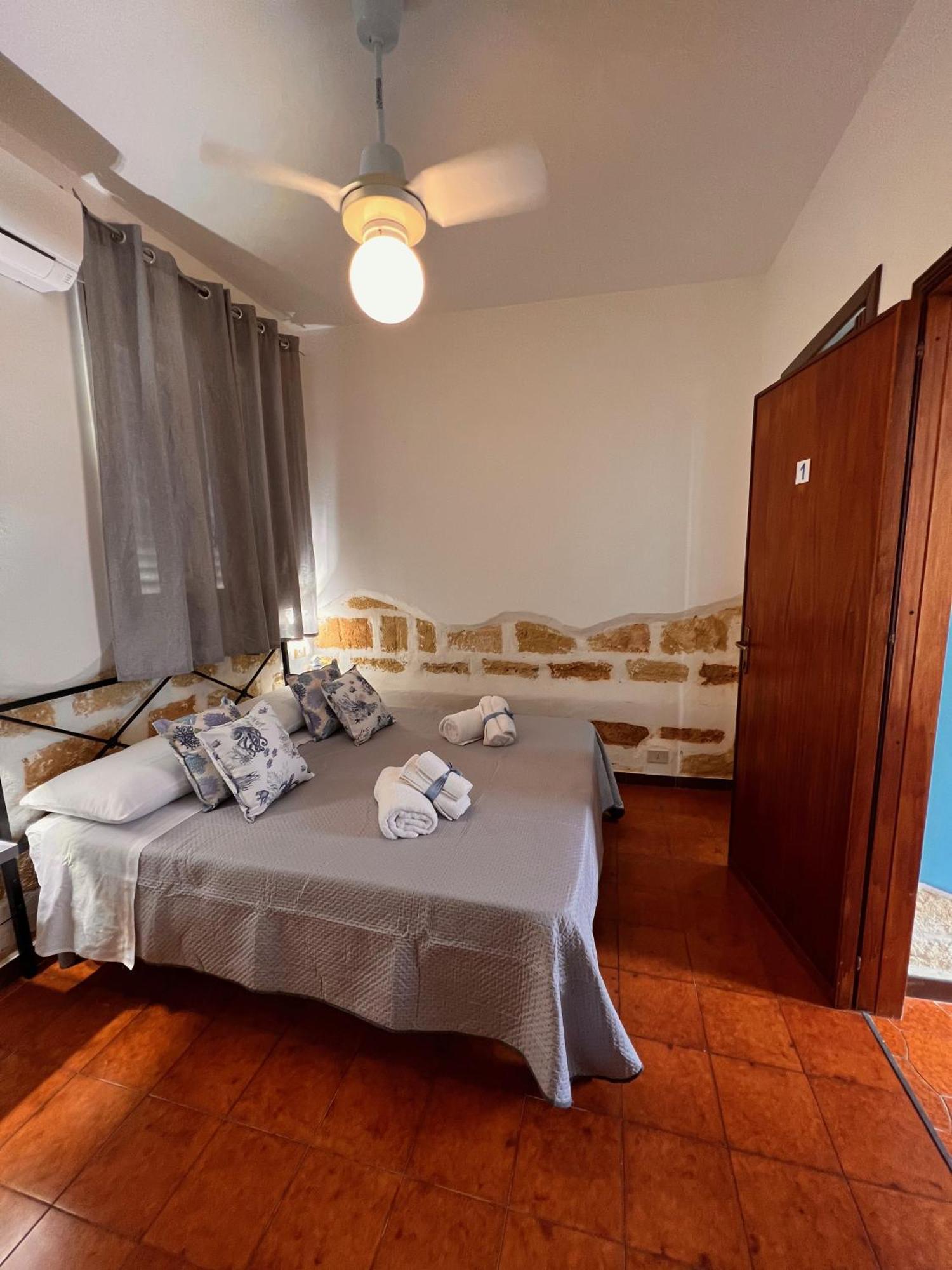 Celeste Rooms Сан-Вито-Ло-Капо Экстерьер фото