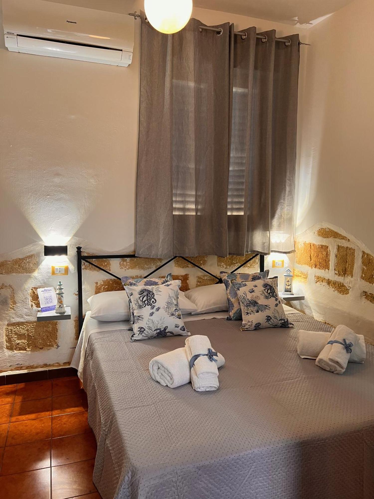 Celeste Rooms Сан-Вито-Ло-Капо Экстерьер фото